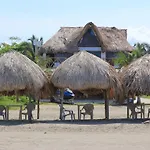 Cabaña y Restaurante Yalis