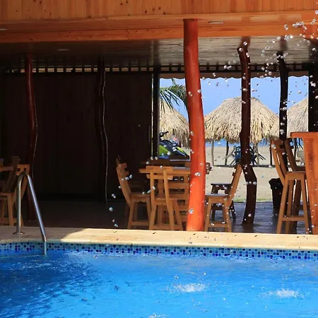 Y Restaurante Yalis Hotel