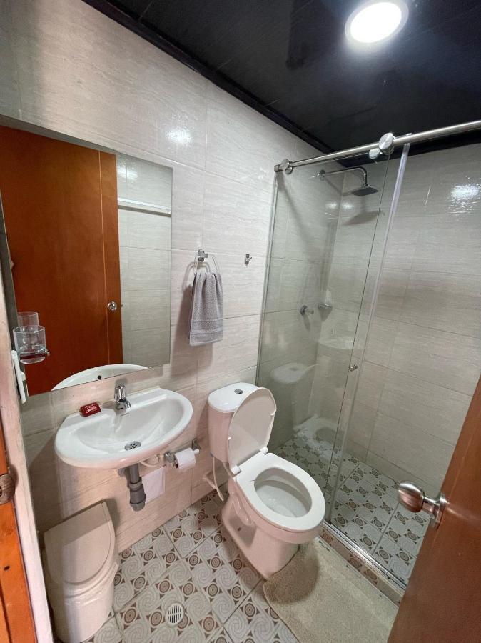 Yalis Sas * Cartagena